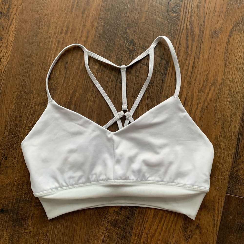 ALO Yoga Lush Sports Bra - Dove Grey